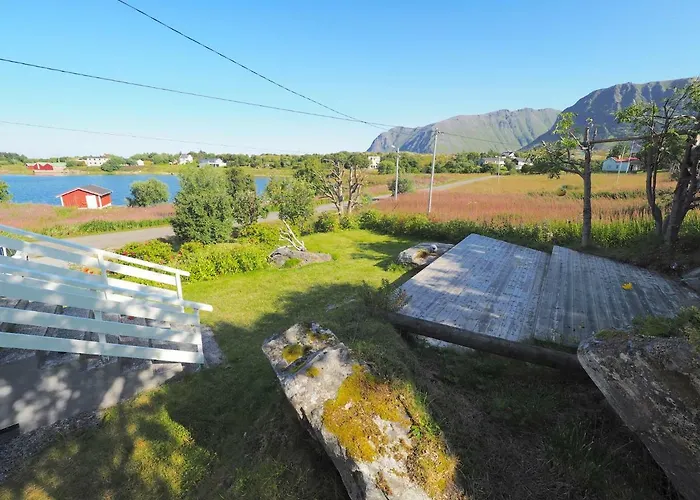 Steinbakk - Vestresand Lofoten Semesterbostad *